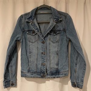 NEVER WORN Refuge Mid-Wash Blue Denim Jean Jacket